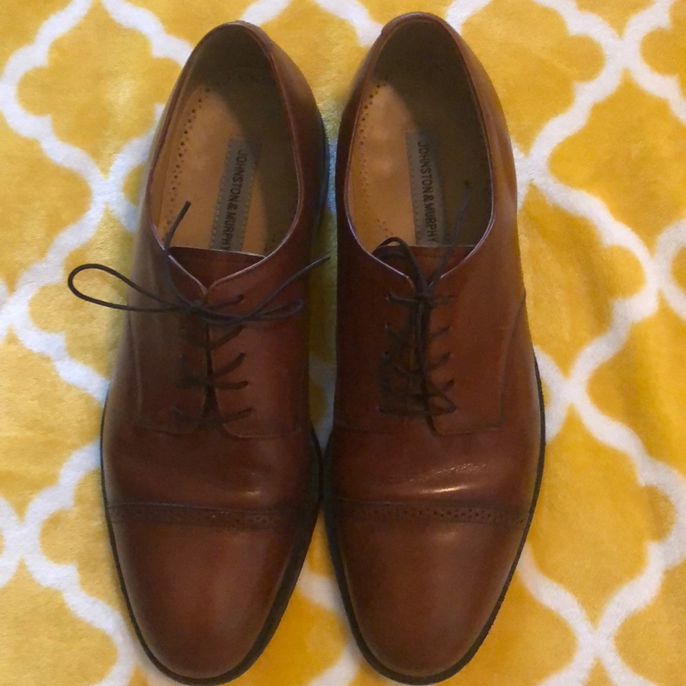 Men’s Johnson and Murphy shoes